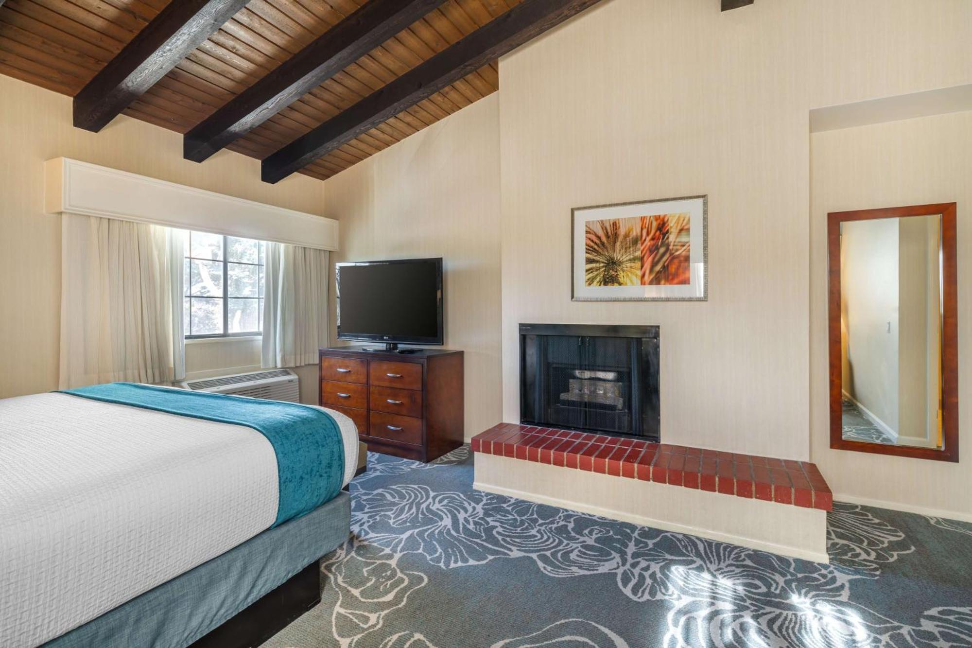 Best Western Plus Carpinteria Inn Ngoại thất bức ảnh