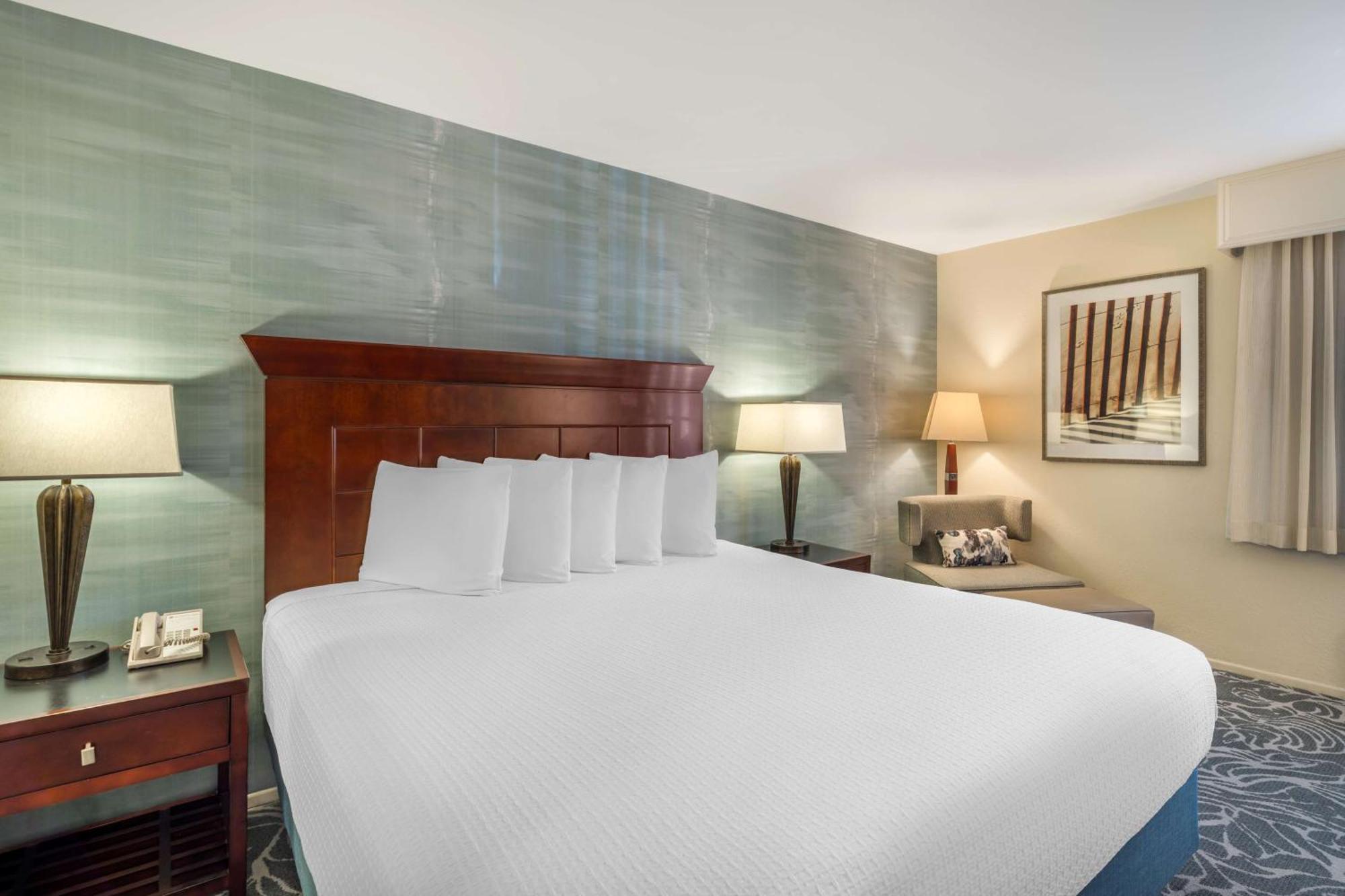 Best Western Plus Carpinteria Inn Ngoại thất bức ảnh